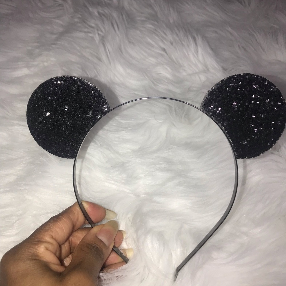 ARIANA GRANDE’S CAT EARS 🐱 HEAD BAND
